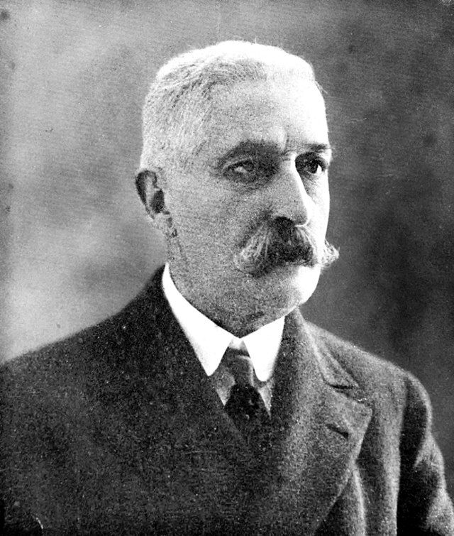 640px-portrait_of_giovanni_verga